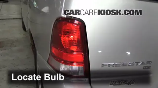2004 Ford Freestar SEL 4.2L V6 Luces Luz de reversa (reemplazar foco)